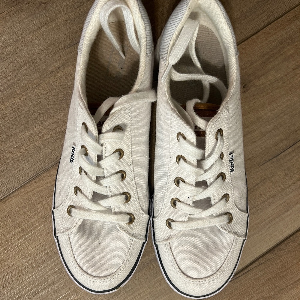 Keds Sneakers Size 6